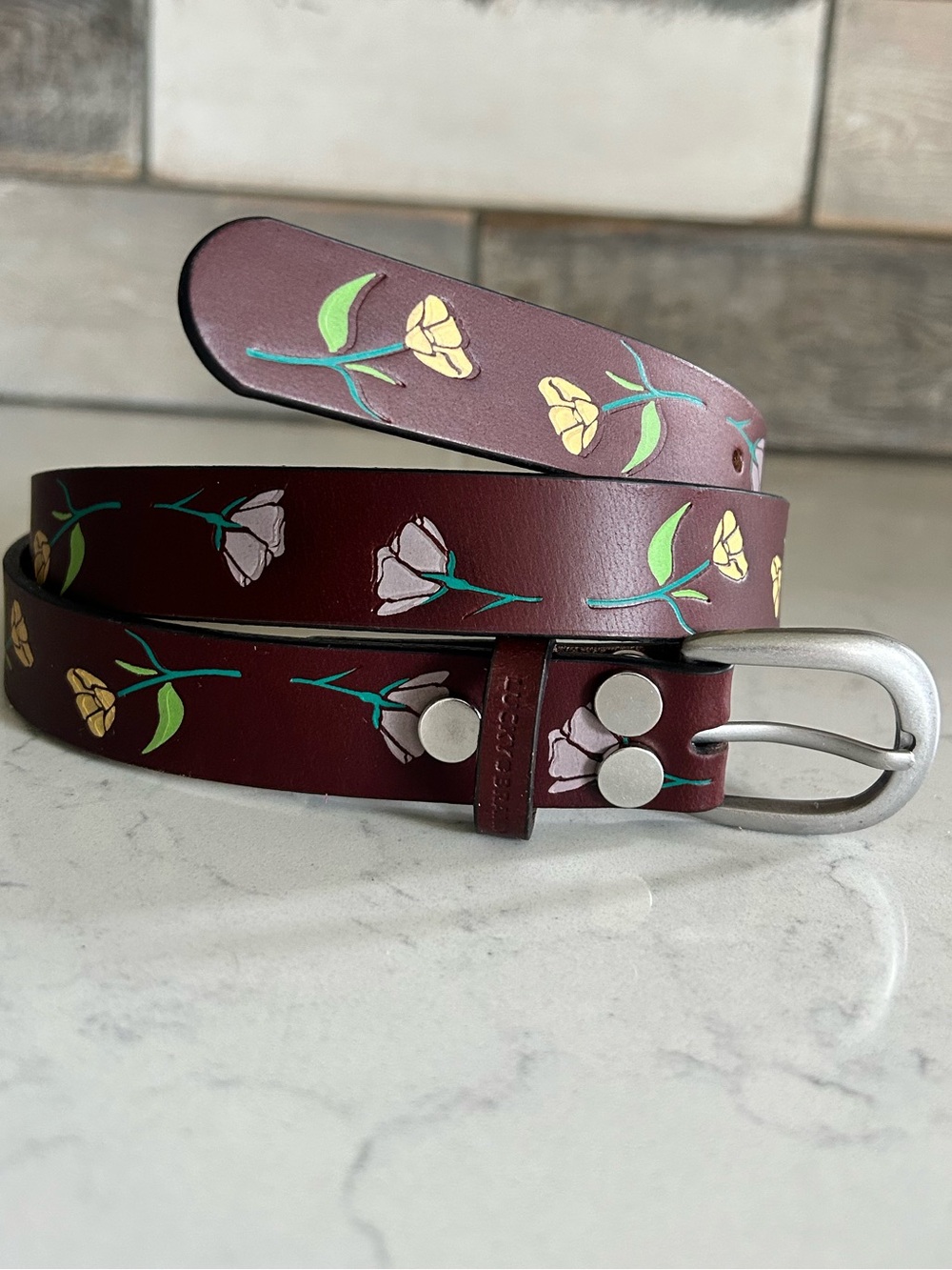 LIKE NEW Lucky Brand Floral Embossed Handpainted Leather Belt 39.5” Length - Picture 5 of 10